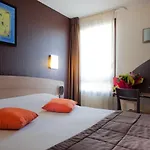 Hotel Kyriad Niort-espace Mendesfrance Niort