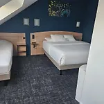 Kyriad Niort-espace Mendesfrance Hotel Niort