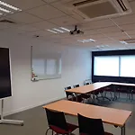 Kyriad Niort-espace Mendesfrance Niort
