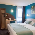 Hotel Kyriad Niort-espace Mendesfrance 3*