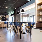Kyriad Niort-espace Mendesfrance