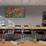 Kyriad Niort-espace Mendesfrance 3*