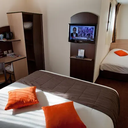 Kyriad Niort-espace Mendesfrance 3* ニオール