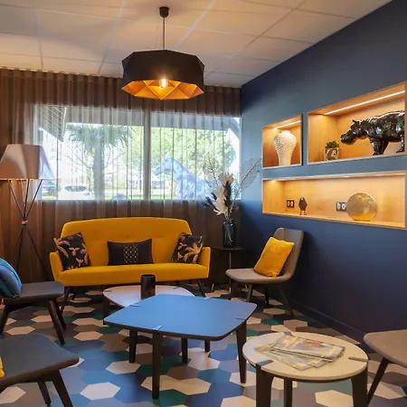 Hotel Kyriad Niort-espace Mendesfrance Niort