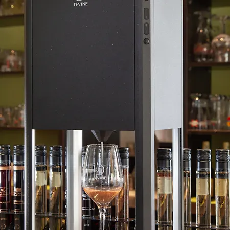 Kyriad Niort-espace Mendesfrance 3* Niort