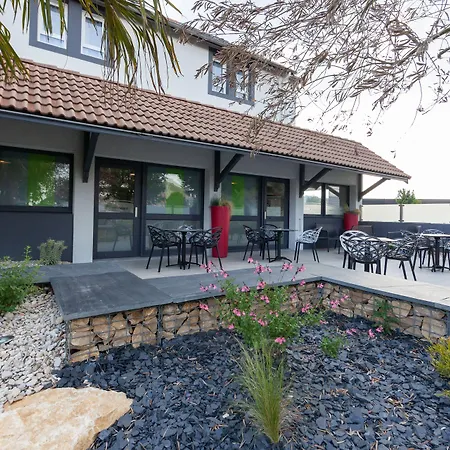 Kyriad Niort-espace Mendesfrance Hotel Niort