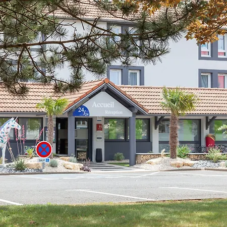 Kyriad Niort-espace Mendesfrance Niort