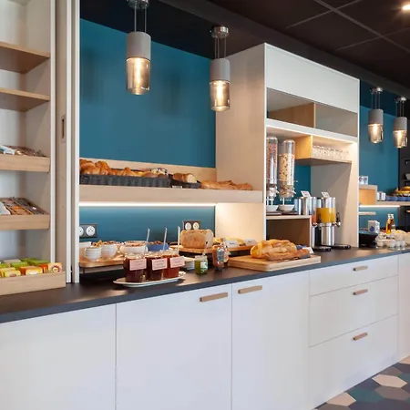 Hotel Kyriad Niort-espace Mendesfrance