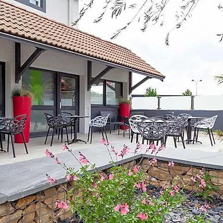 Hotel Kyriad Niort-espace Mendesfrance