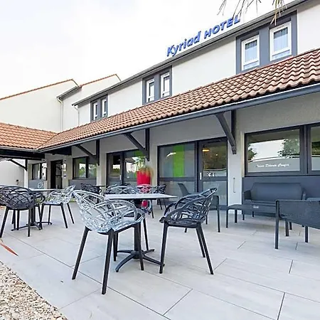 Kyriad Niort-espace Mendesfrance 3*