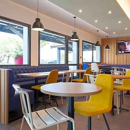 Kyriad Niort-espace Mendesfrance Hotel Niort