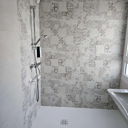 Kyriad Niort-espace Mendesfrance Hotel