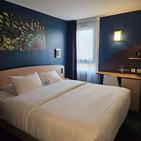 Kyriad Niort-espace Mendesfrance 3* Niort