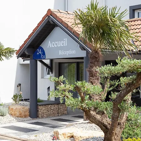 Kyriad Niort-espace Mendesfrance 3* ניורט