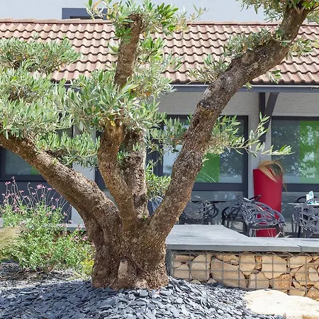 Kyriad Niort-espace Mendesfrance Hotel Niort