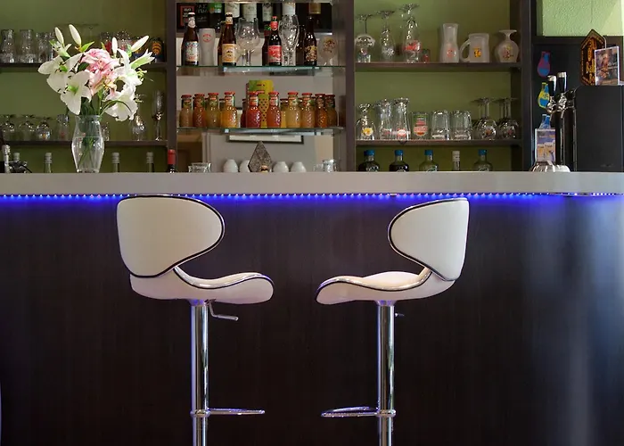 Kyriad Niort-espace Mendesfrance 3* Niort