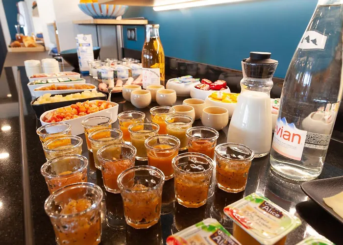 Kyriad Niort-espace Mendesfrance 3* Niort