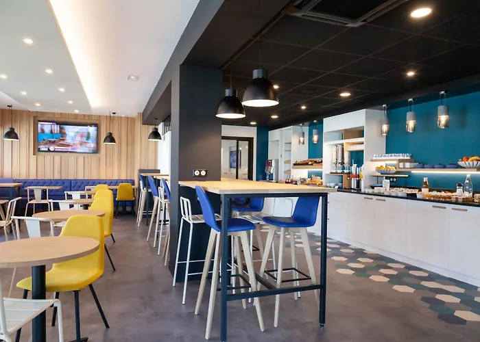 Kyriad Niort-espace Mendesfrance Hotel Niort