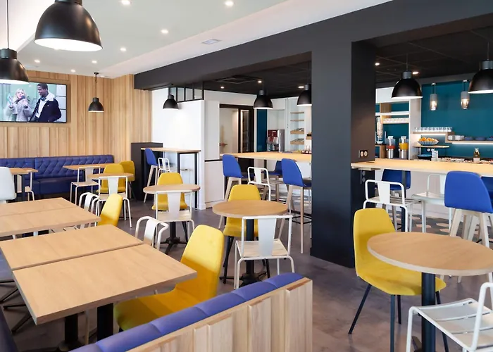 Hotel Kyriad Niort-espace Mendesfrance Niort