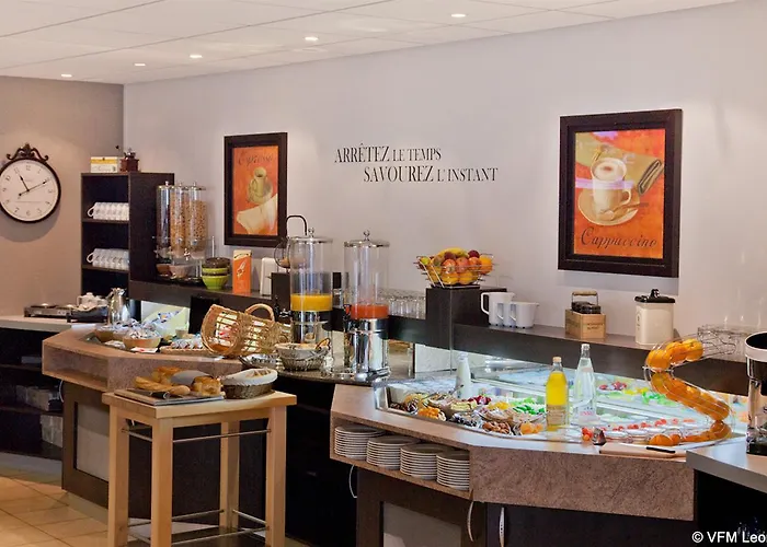 Hotel Kyriad Niort-espace Mendesfrance Niort