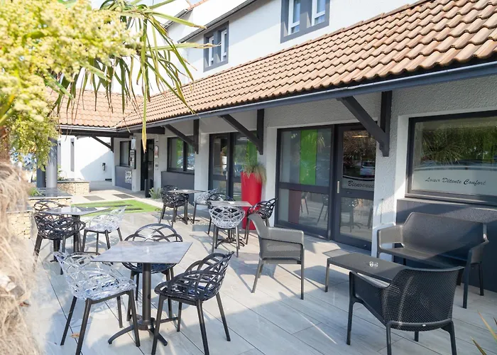 Kyriad Niort-espace Mendesfrance Niort