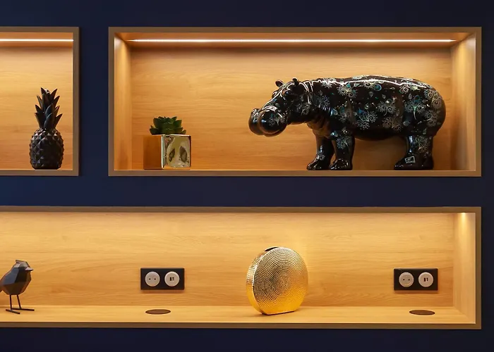 Kyriad Niort-espace Mendesfrance Hotel