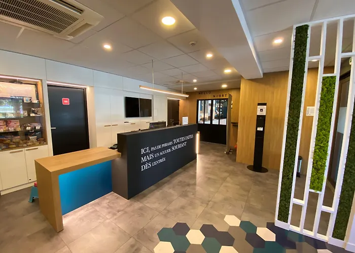 Kyriad Niort-espace Mendesfrance Niort