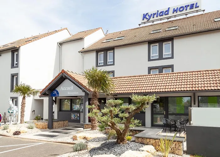 Kyriad Niort-espace Mendesfrance Hotel