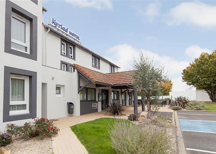 Kyriad Niort-espace Mendesfrance Hotel 3*